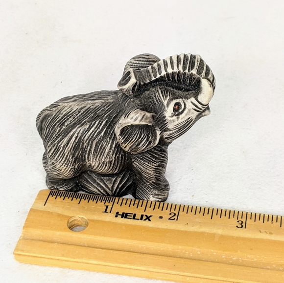 Elephant Figurine Pottery Piece - Picture 6 of 7